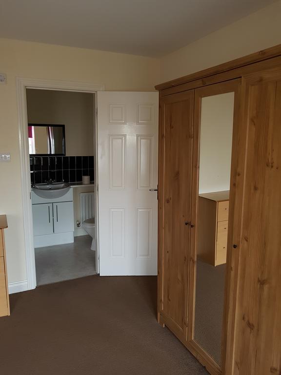 Livingston 4 Bedroom Townhouse Extérieur photo