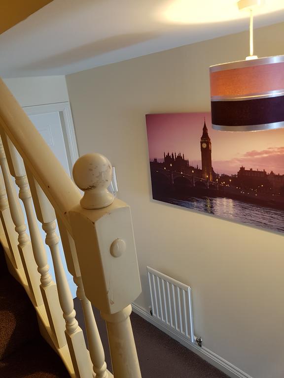 Livingston 4 Bedroom Townhouse Extérieur photo